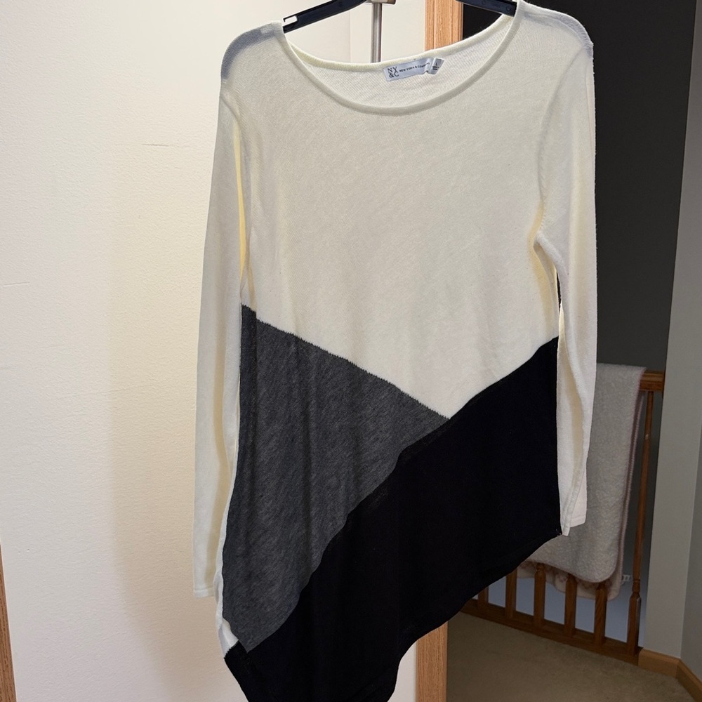 New York & Company Cream and Black Asymmetrical Long Sleeve Top